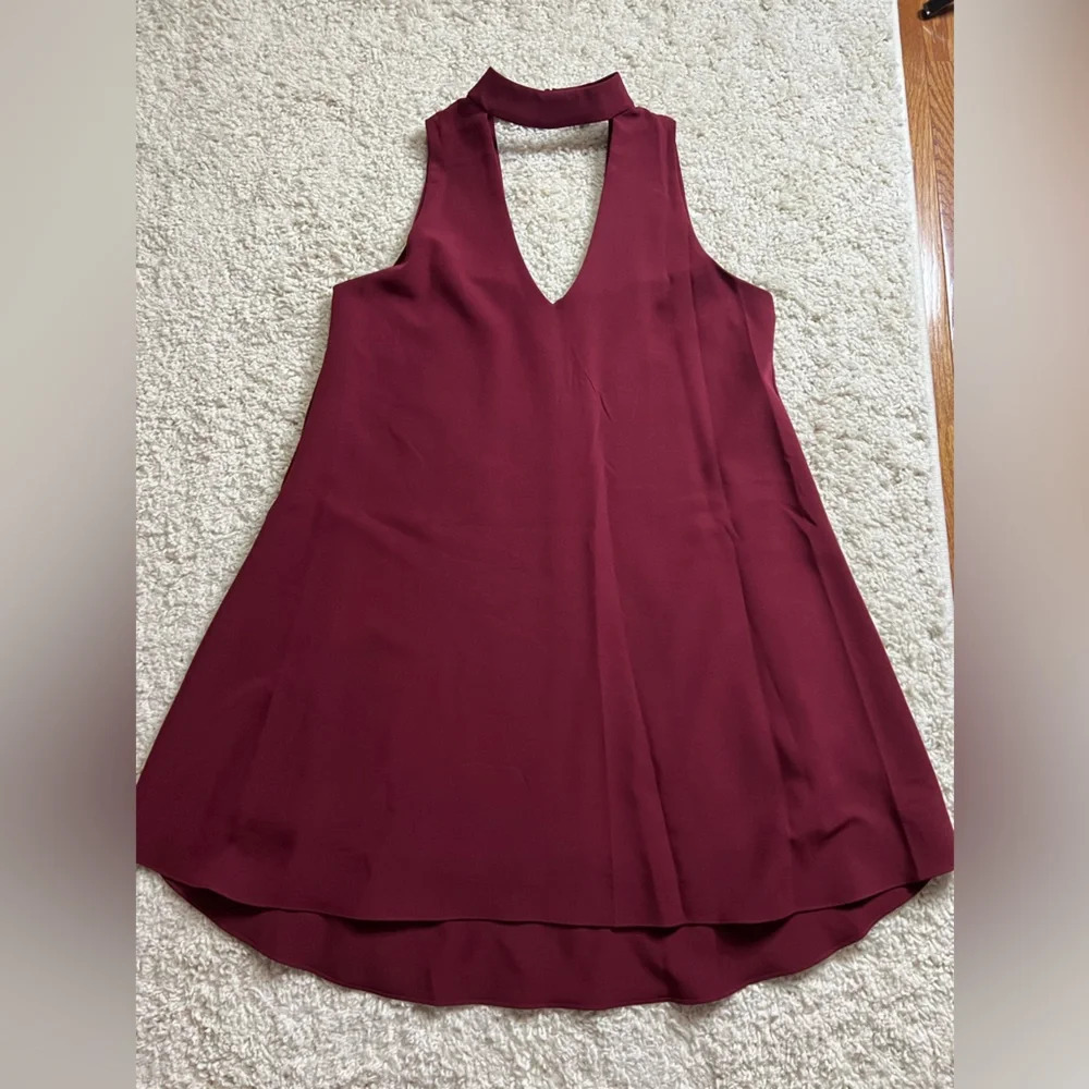 Chic Burgundy Fan Favs GB Sleeveless Dress Size M NWT